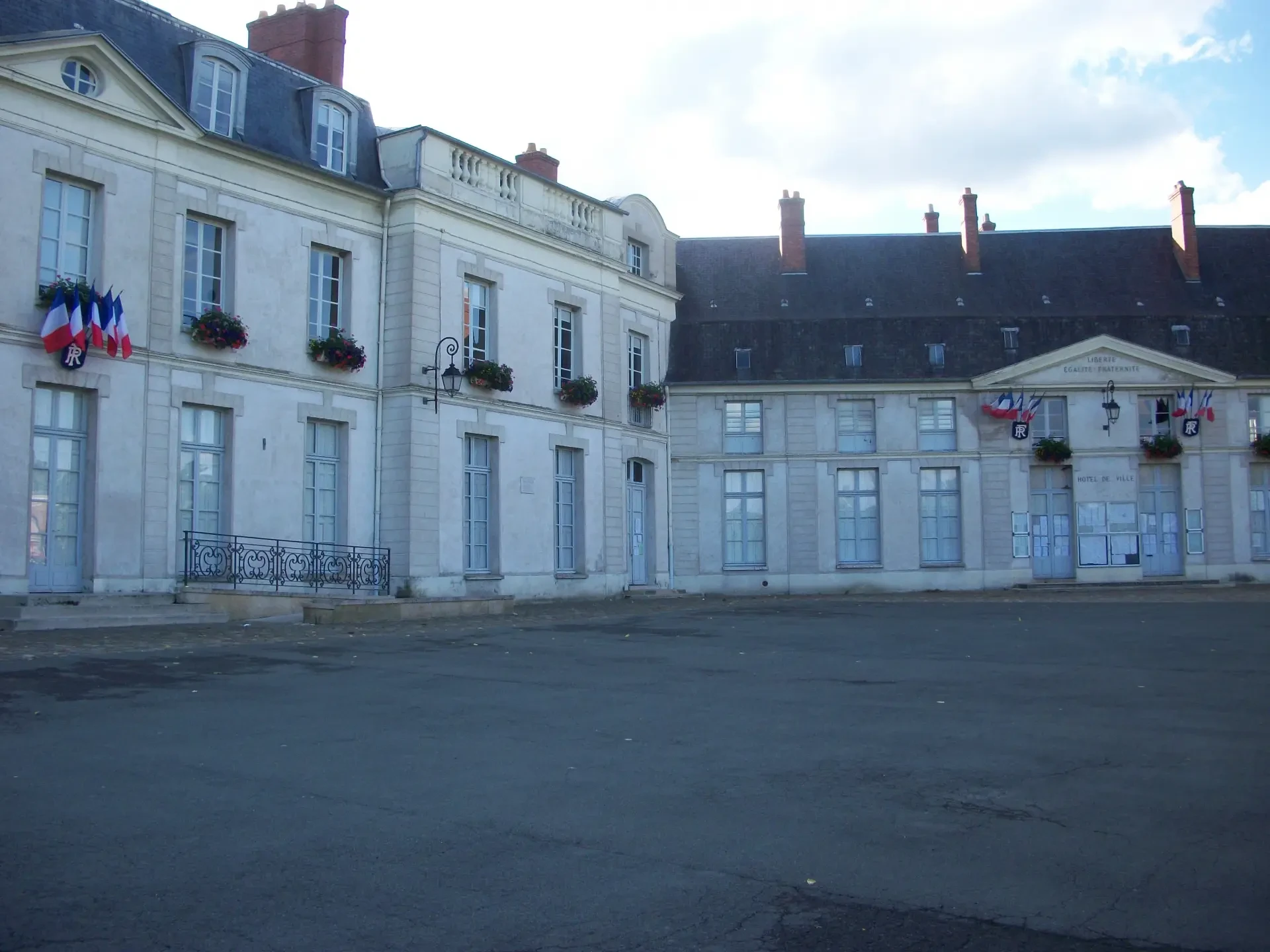 Mairie de Dourdan