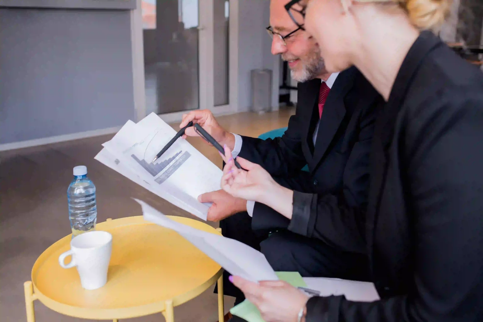 Choisir entre un référé préventif ou un constat d'huissier : les solutions préventives pour protéger vos droits